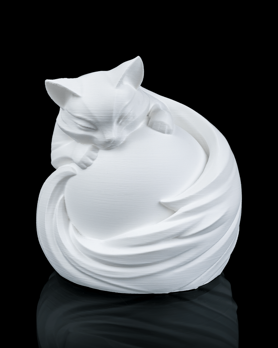 Feline Sphere - Table Lamp